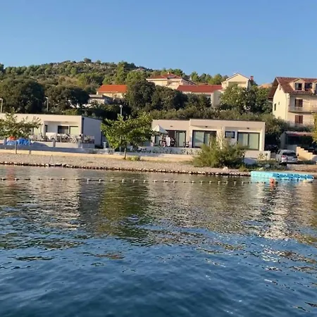 Prazdninovy Dum U Tatil Evi Bilice