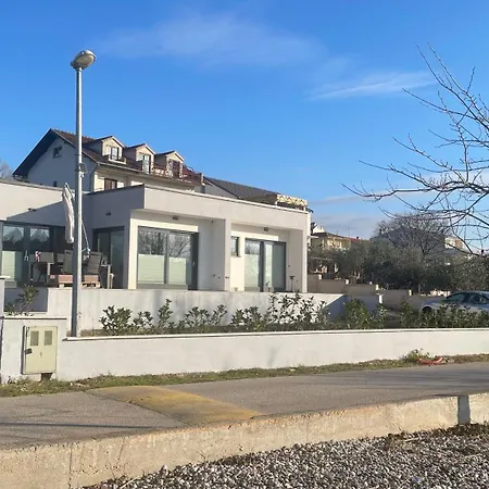 Prazdninovy Dum U Tatil Evi Bilice